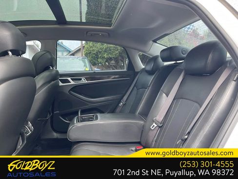 Used 2015 Hyundai Genesis 3.8 w/ Option Group 02 RWD image 14