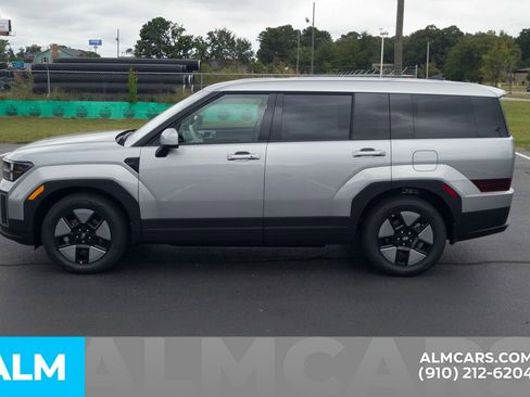 Used 2026 Hyundai Santa Fe SE image 11