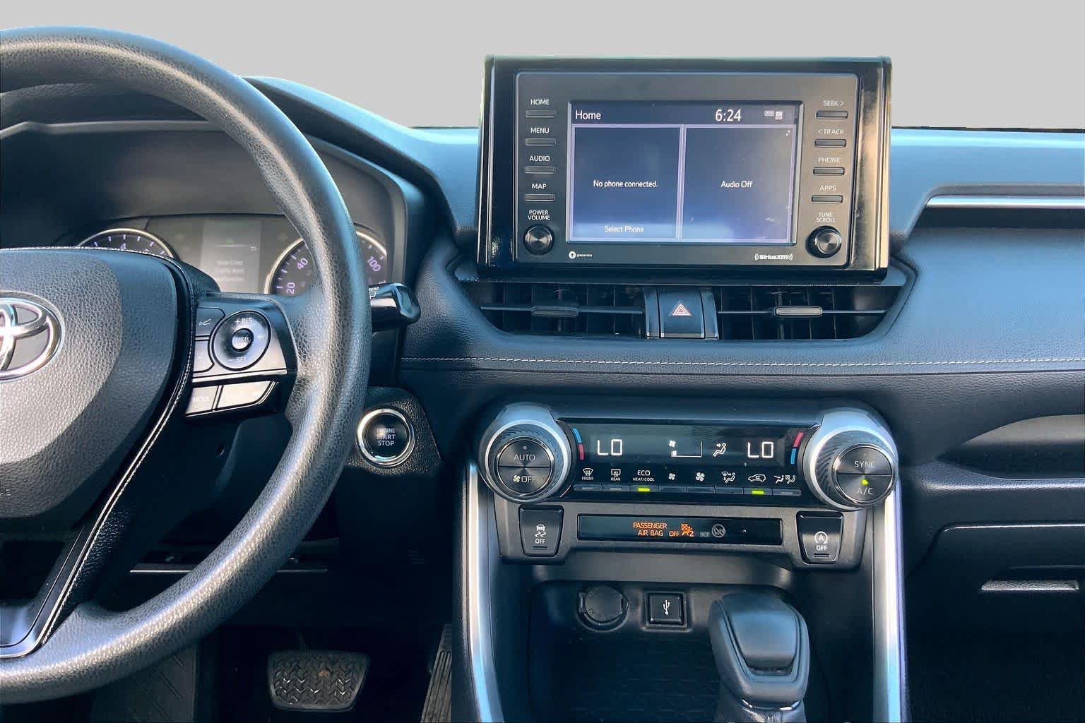 Used 2021 Toyota RAV4 XLE AWD/4WD image 7