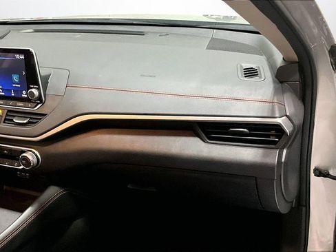 Used 2022 Nissan Altima 2.5 SR image 26