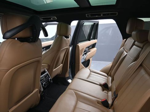 Used 2024 Land Rover Range Rover SE AWD/4WD image 21