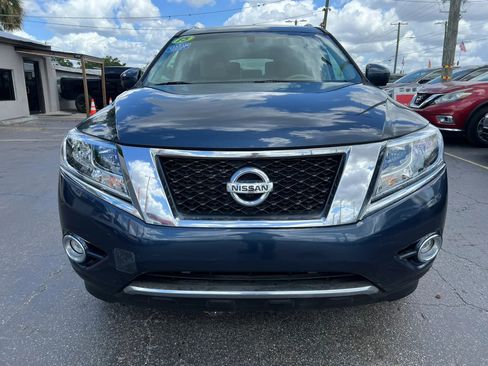 Used 2015 Nissan Pathfinder Platinum w/ Cargo Package FWD image 3