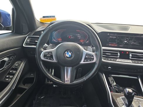 Used 2022 BMW 330i Sedan w/ M Sport Package RWD image 12