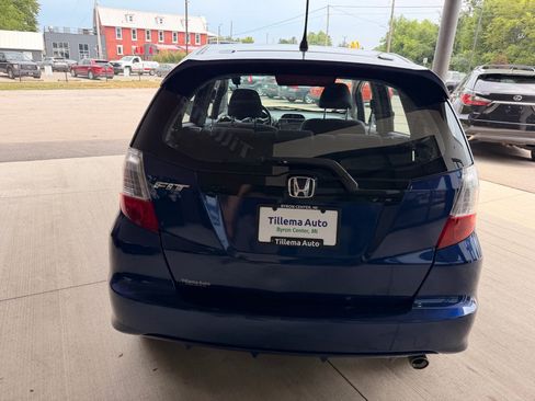 Used 2011 Honda Fit Sport image 6