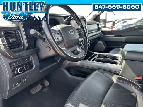Used 2023 Ford F350 Lariat w/ Lariat Ultimate Package image 15