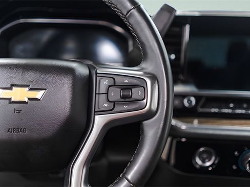 Used 2023 Chevrolet Silverado 1500 LT image 12