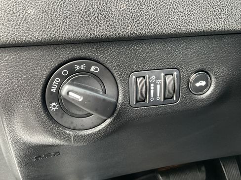 Used 2023 Dodge Charger GT image 28