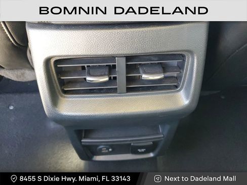 Used 2021 Ford Edge SEL w/ Convenience Package image 13