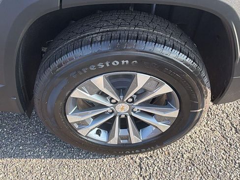 New 2026 Chevrolet Equinox LT w/ Safety and Technology Package FWD image 13