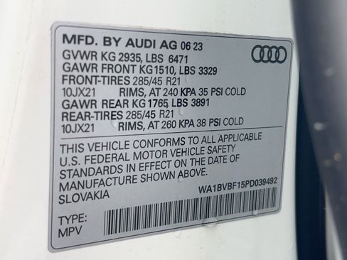 Used 2023 Audi Q8 Premium Plus image 19