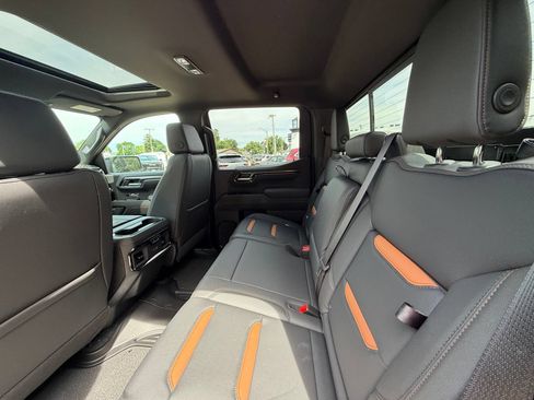 New 2026 GMC Sierra 1500 AT4 w/ AT4 Premium Package AWD/4WD image 26