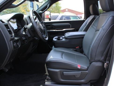Used 2025 RAM 2500 Tradesman RWD image 21