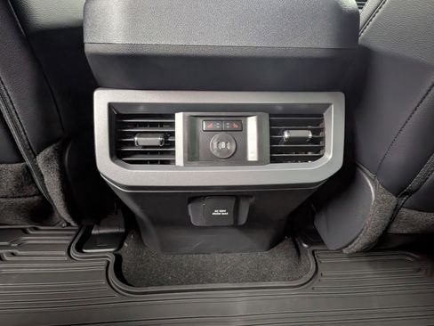 New 2025 Ford F250 Lariat w/ Lariat Ultimate Package image 7