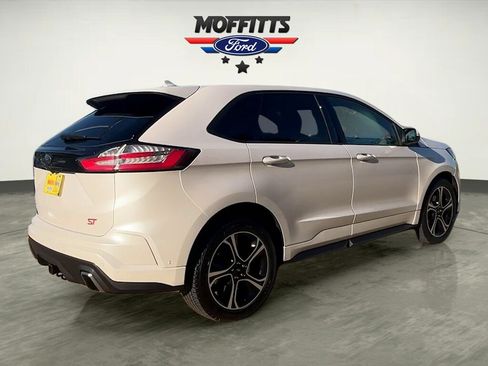 Used 2019 Ford Edge ST w/ Equipment Group 401A AWD/4WD image 5
