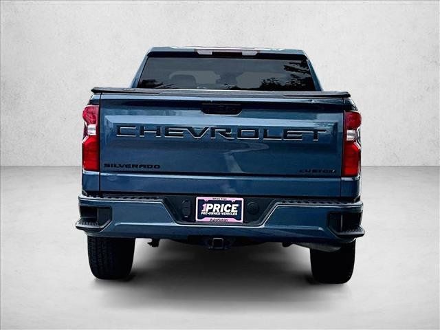 Used 2024 Chevrolet Silverado 1500 Custom w/ Turbomax Blackout Package RWD image 4