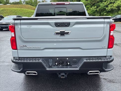 Used 2024 Chevrolet Silverado 1500 LT Trail Boss w/ Convenience Package II AWD/4WD image 9