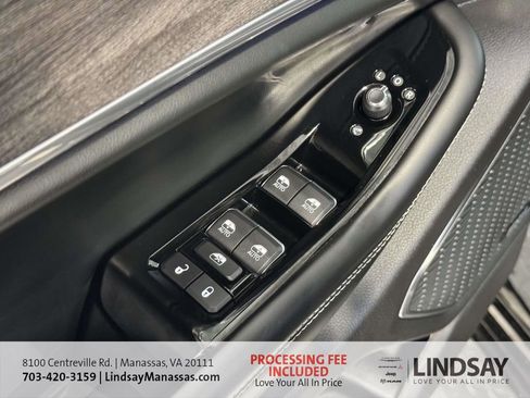 Used 2023 Jeep Grand Cherokee L Overland AWD/4WD image 28