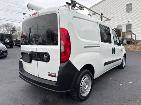 Used 2018 RAM ProMaster City Tradesman image 7