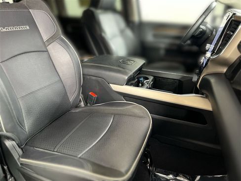 Used 2024 RAM 2500 Laramie image 25