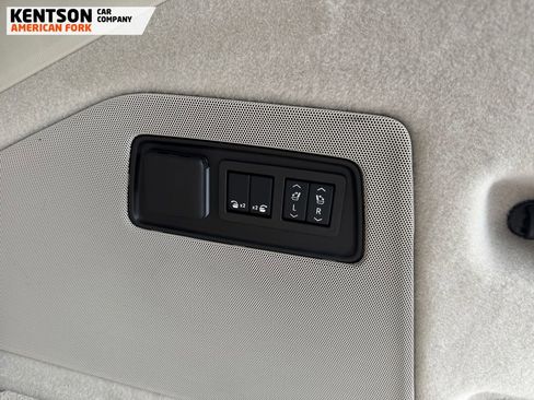 Used 2024 Cadillac Escalade Sport Platinum w/ LPO, ONYX Package image 45