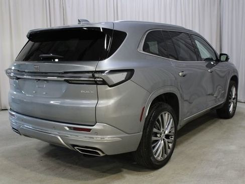 Used 2025 Buick Enclave Avenir w/ Trailering Package, 5000 lbs. image 27