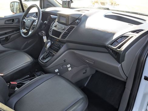 Used 2022 Ford Transit Connect XL image 24
