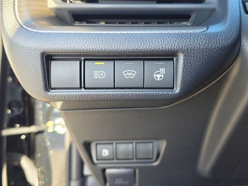 New 2026 Toyota Prius XLE FWD image 21