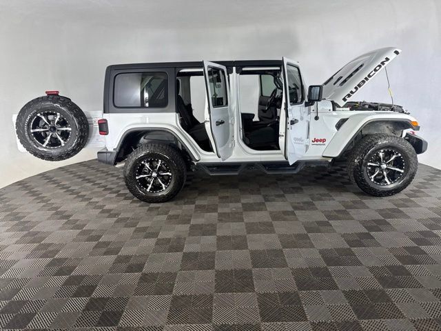 Used 2022 Jeep Wrangler Unlimited Rubicon w/ LED Lighting Group AWD/4WD image 15