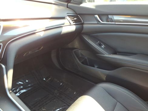Used 2019 Honda Accord Sport image 24