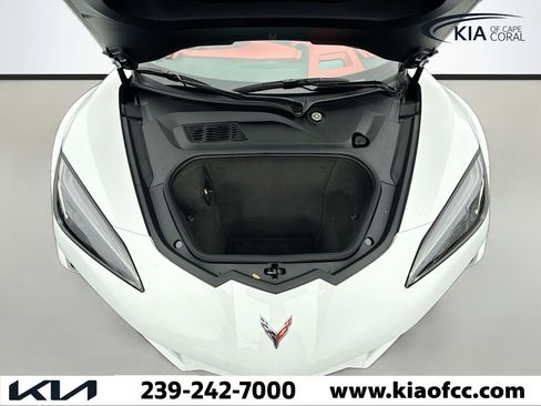 Used 2025 Chevrolet Corvette Z06 w/ Chrome Exterior Badge Package image 42