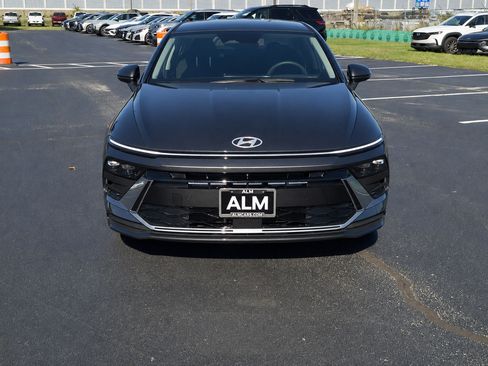 New 2026 Hyundai Sonata SE FWD image 2
