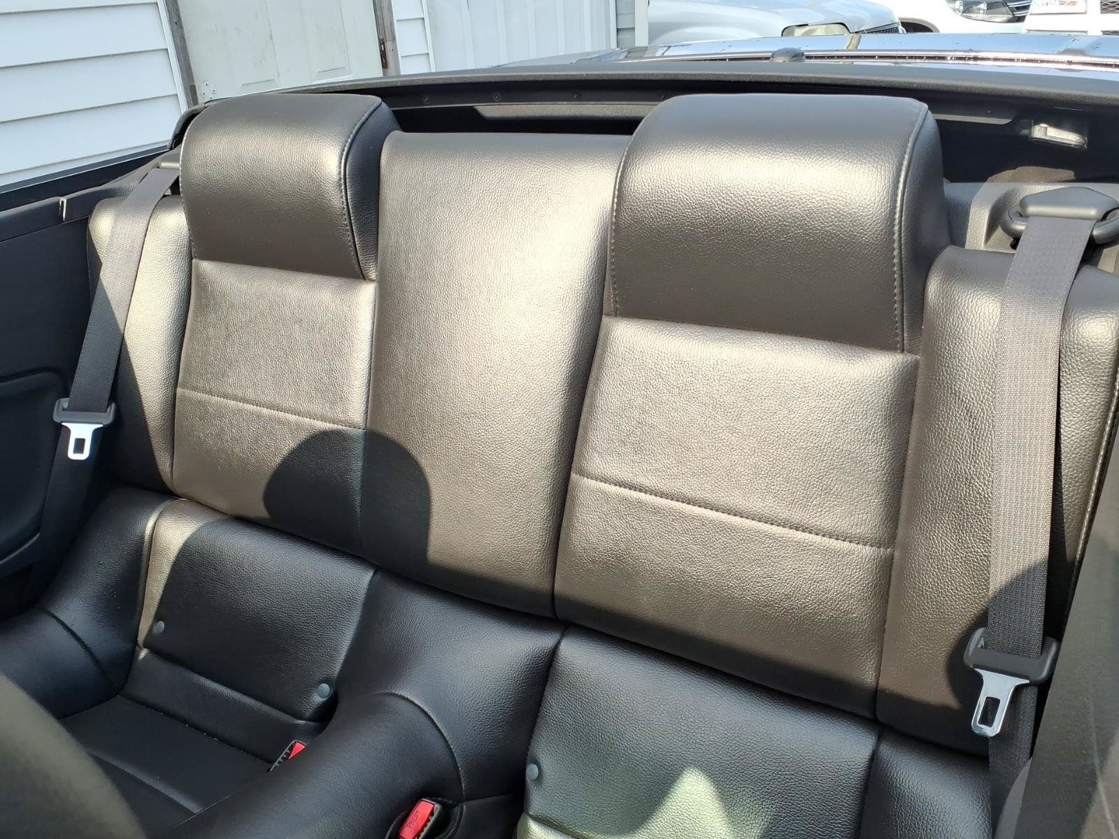 Used 2008 Ford Mustang Premium RWD image 9