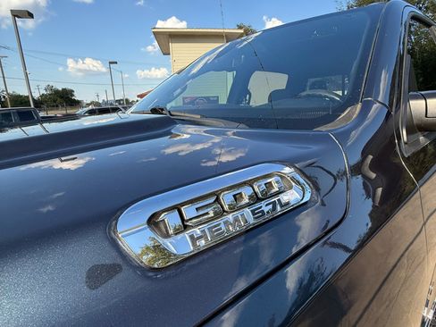 Used 2019 RAM 1500 Big Horn image 10