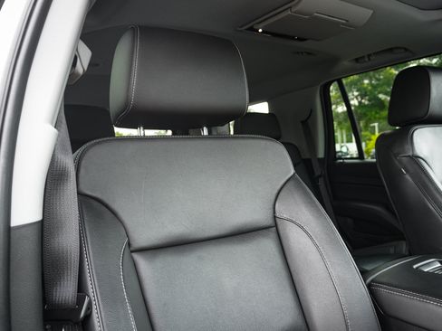 Used 2020 Chevrolet Tahoe LT AWD/4WD image 32