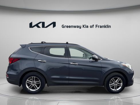 Used 2018 Hyundai Santa Fe Sport image 8