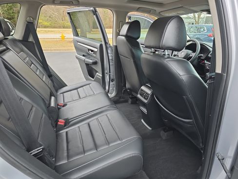 Used 2023 Honda CR-V EX-L image 11