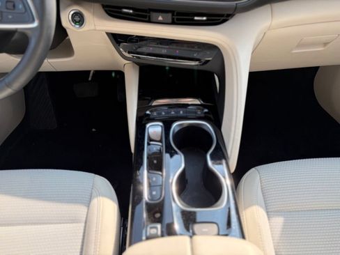 Used 2023 Buick Envision Preferred AWD/4WD image 28