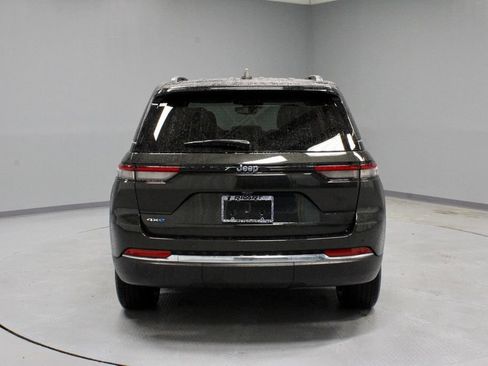 Used 2024 Jeep Grand Cherokee Limited 4xe AWD/4WD image 11