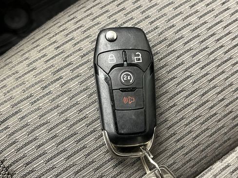 Certified 2020 Ford F250 XLT w/ XLT Value Package image 26