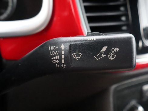 Used 2016 Volkswagen Beetle 1.8T SE image 30