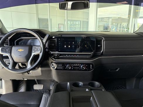 Used 2024 Chevrolet Silverado 2500 LTZ AWD/4WD image 19