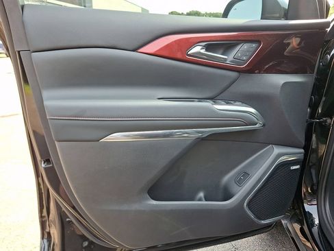 Used 2024 Chevrolet Traverse RS w/ LPO, Floor Liner Package AWD/4WD image 13