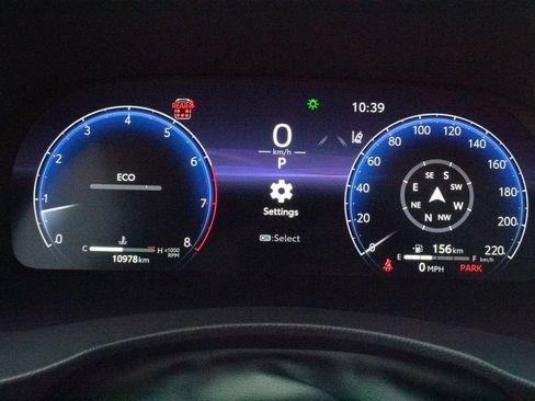 Used 2024 Toyota Highlander Limited image 19