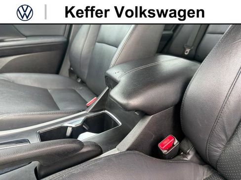 Used 2014 Honda Accord Sport image 27