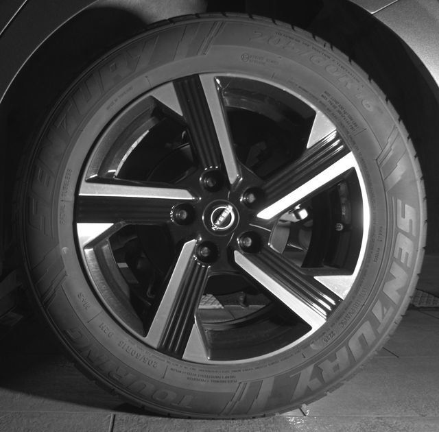 Used 2024 Nissan Sentra SV FWD image 26