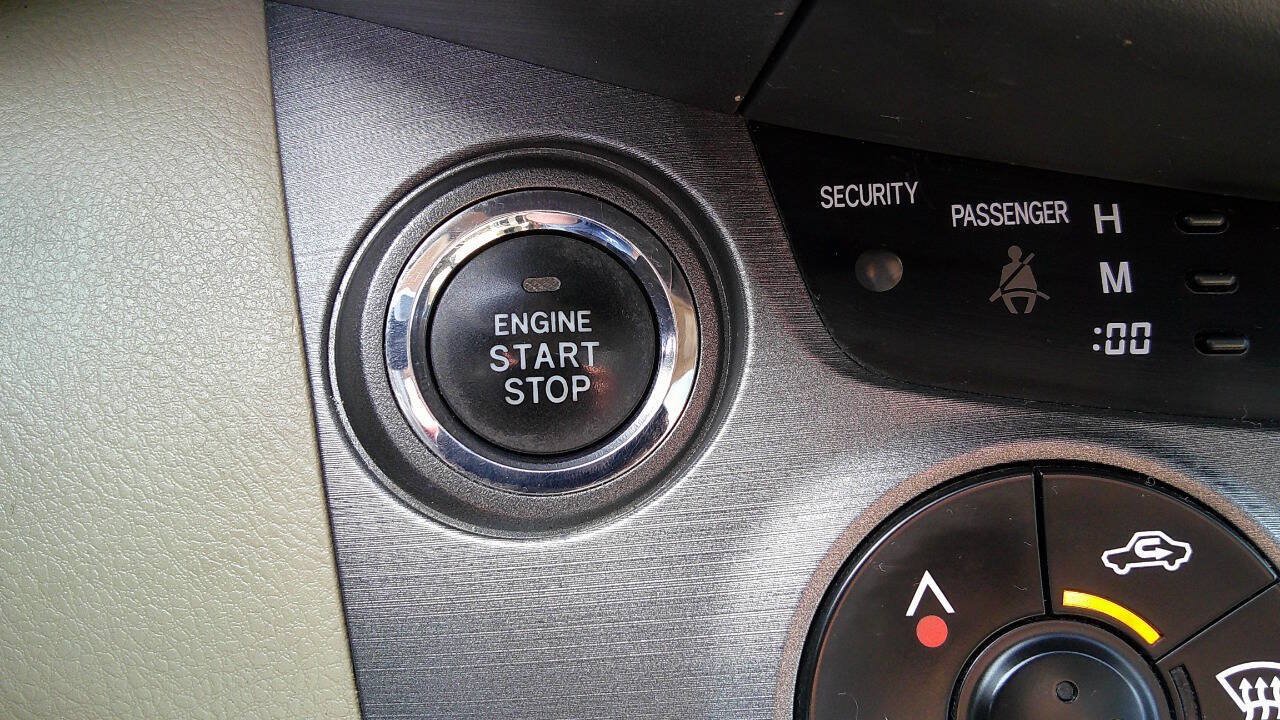Used 2012 Toyota RAV4 Limited w/ Premium Plus Value Pkg AWD/4WD image 31