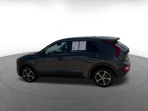 Used 2026 Kia Niro LX FWD image 8