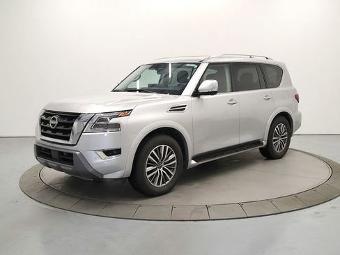 Used 2024 Nissan Armada SL image 3