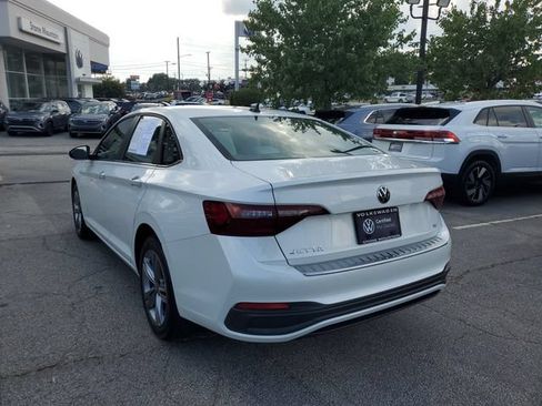Certified 2024 Volkswagen Jetta SE FWD image 6