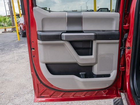 Used 2017 Ford F150 XLT w/ Equipment Group 302A Luxury RWD image 11